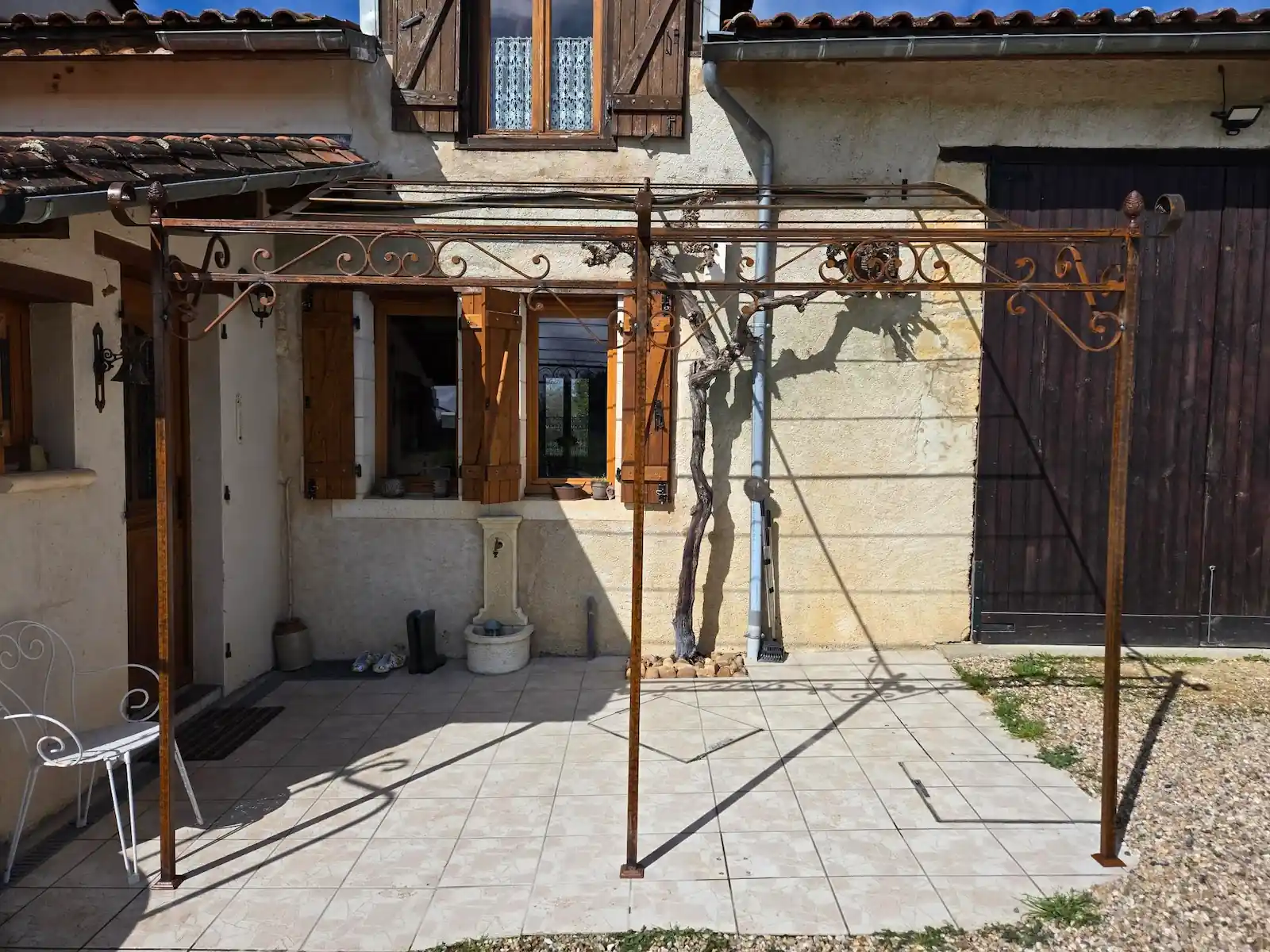 Pergola fer forgé GMC24 à Périgueux